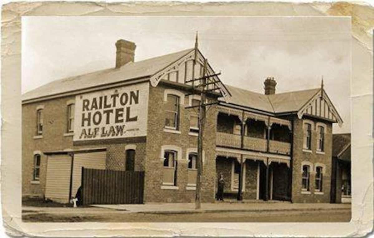 Railton Hotel - Heritage Pub Accommodation Zewnętrze zdjęcie